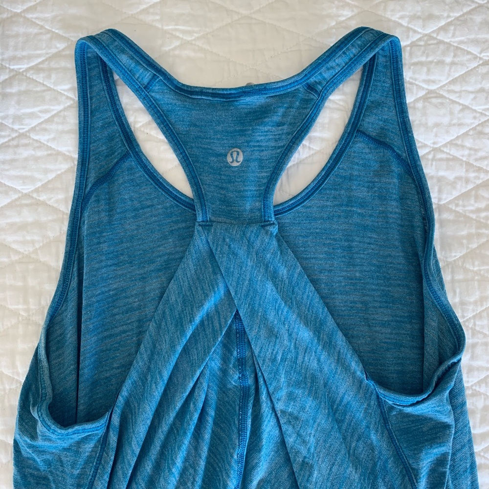 Lululemon sports tank